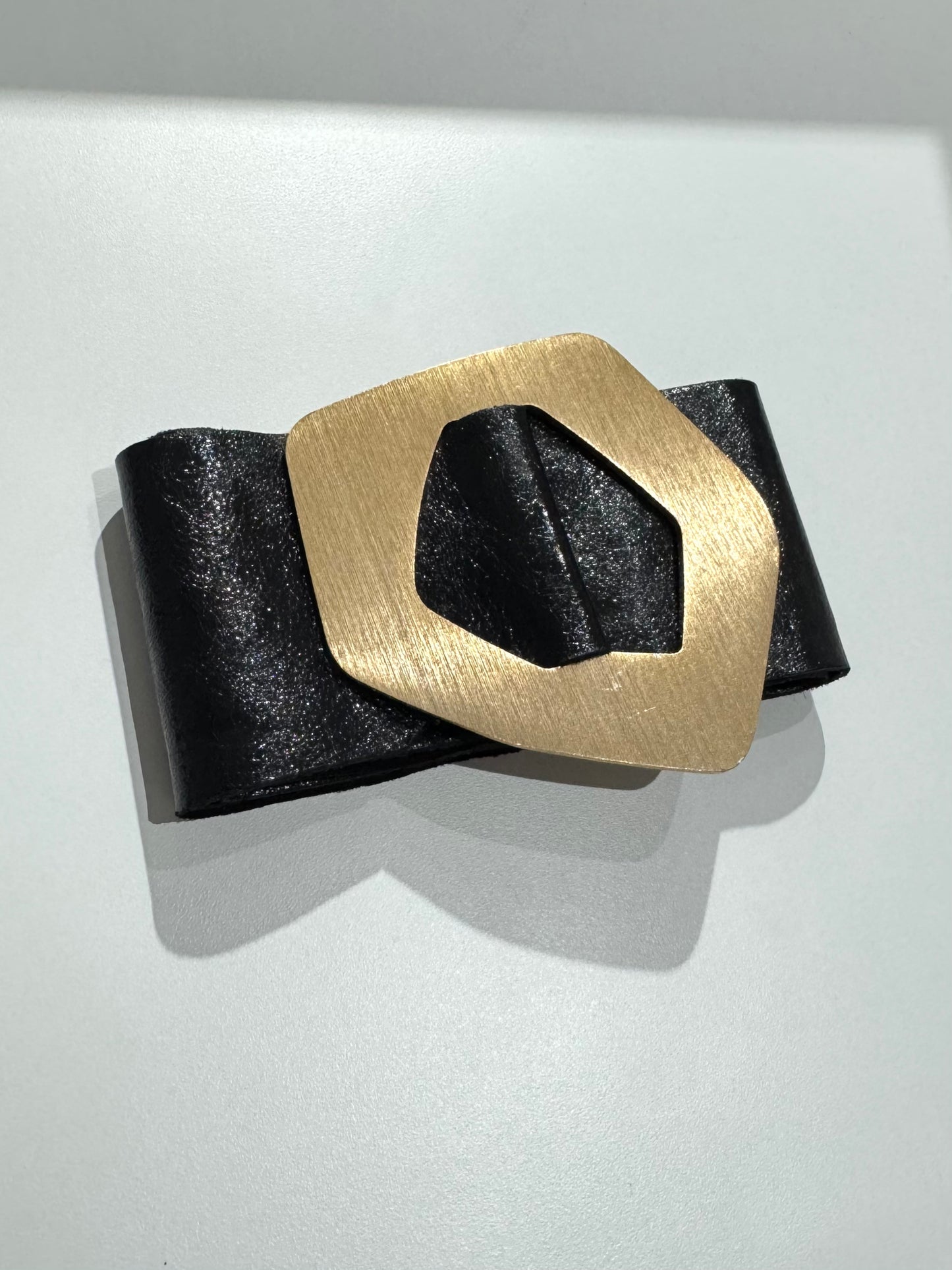 Statement Buckle Italian Belt | BLACK