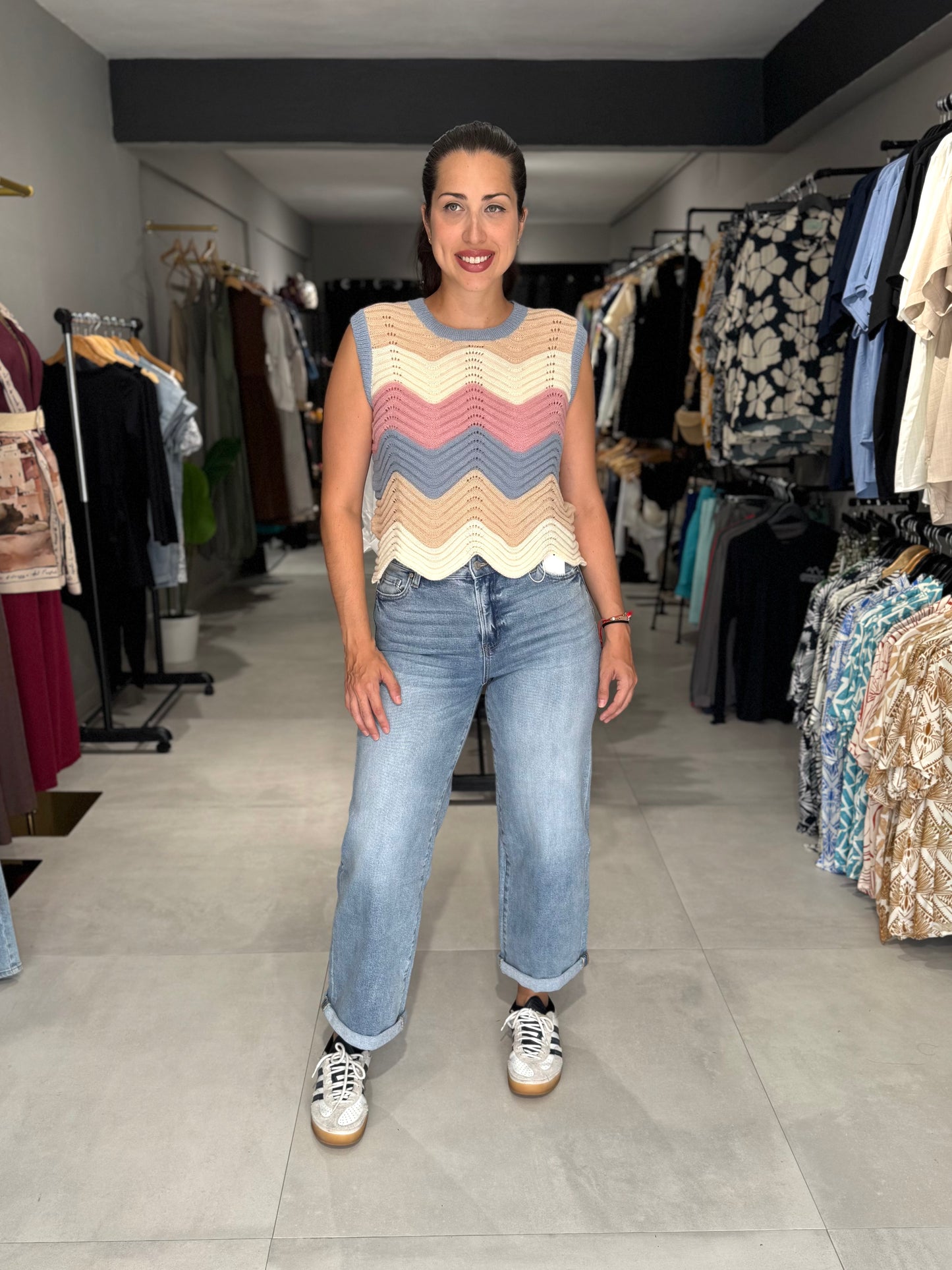 Abdominal Support Wide Leg Roll-Up Jean