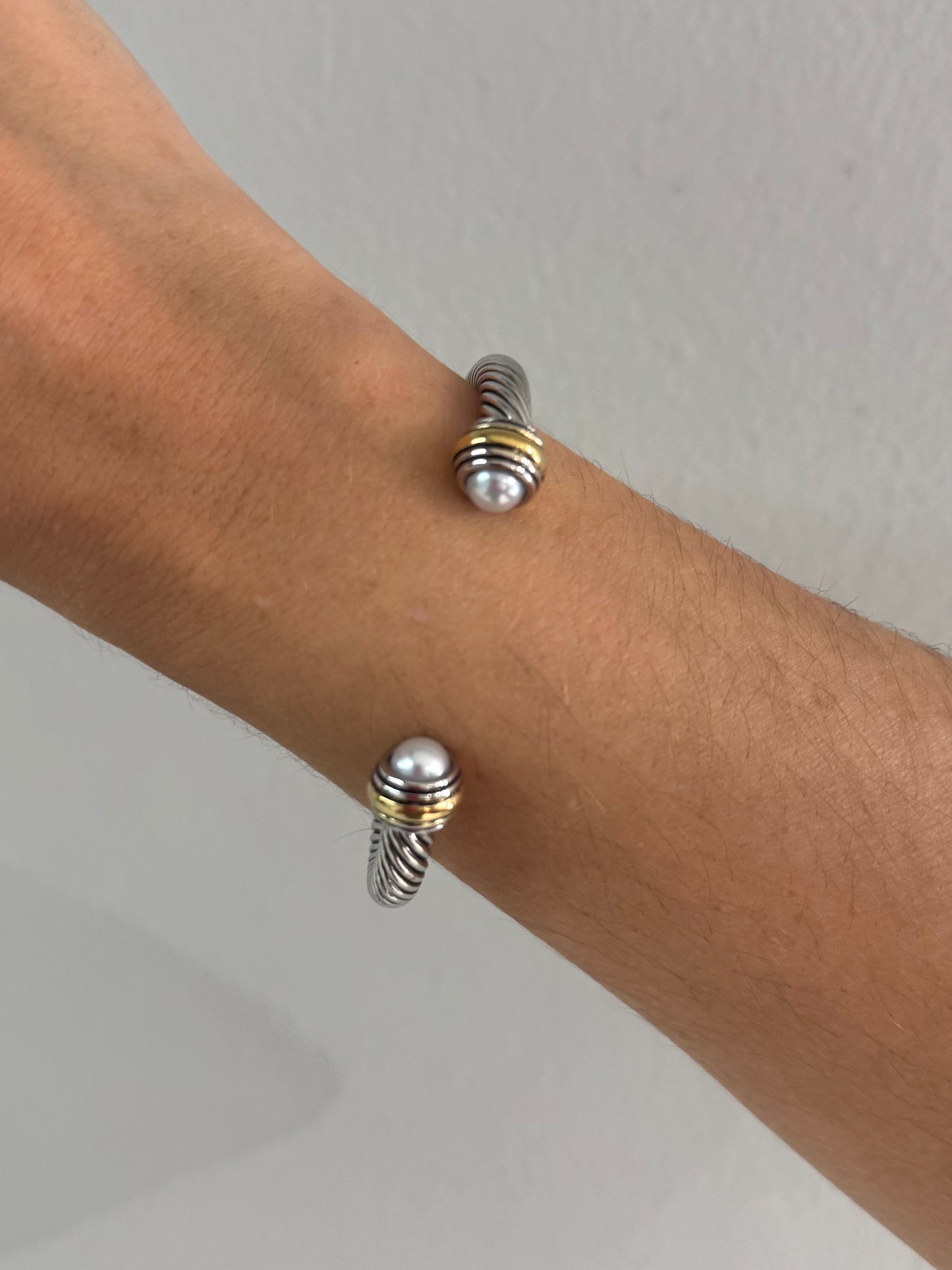 DY Pearl Detail Bangle