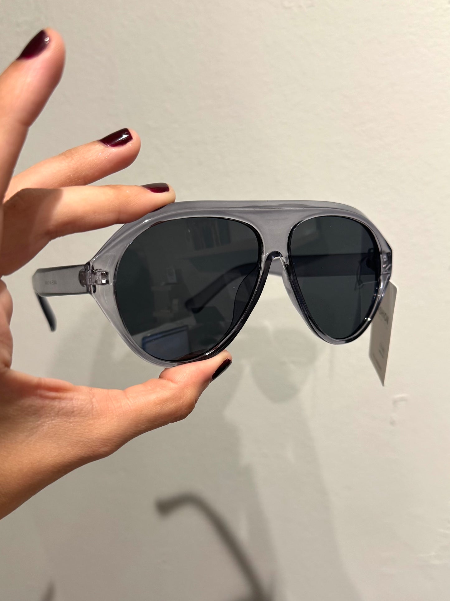 Modern Straight Round Sunglasses | VARIEDAD