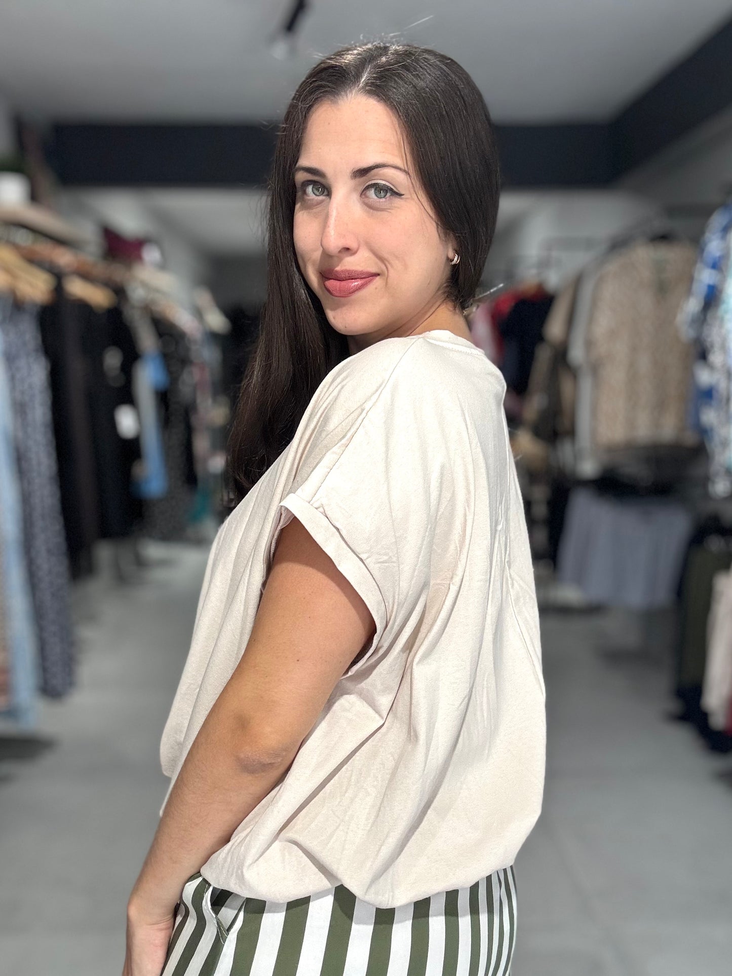 Bubble Trim Tee Blouse | BEIGE