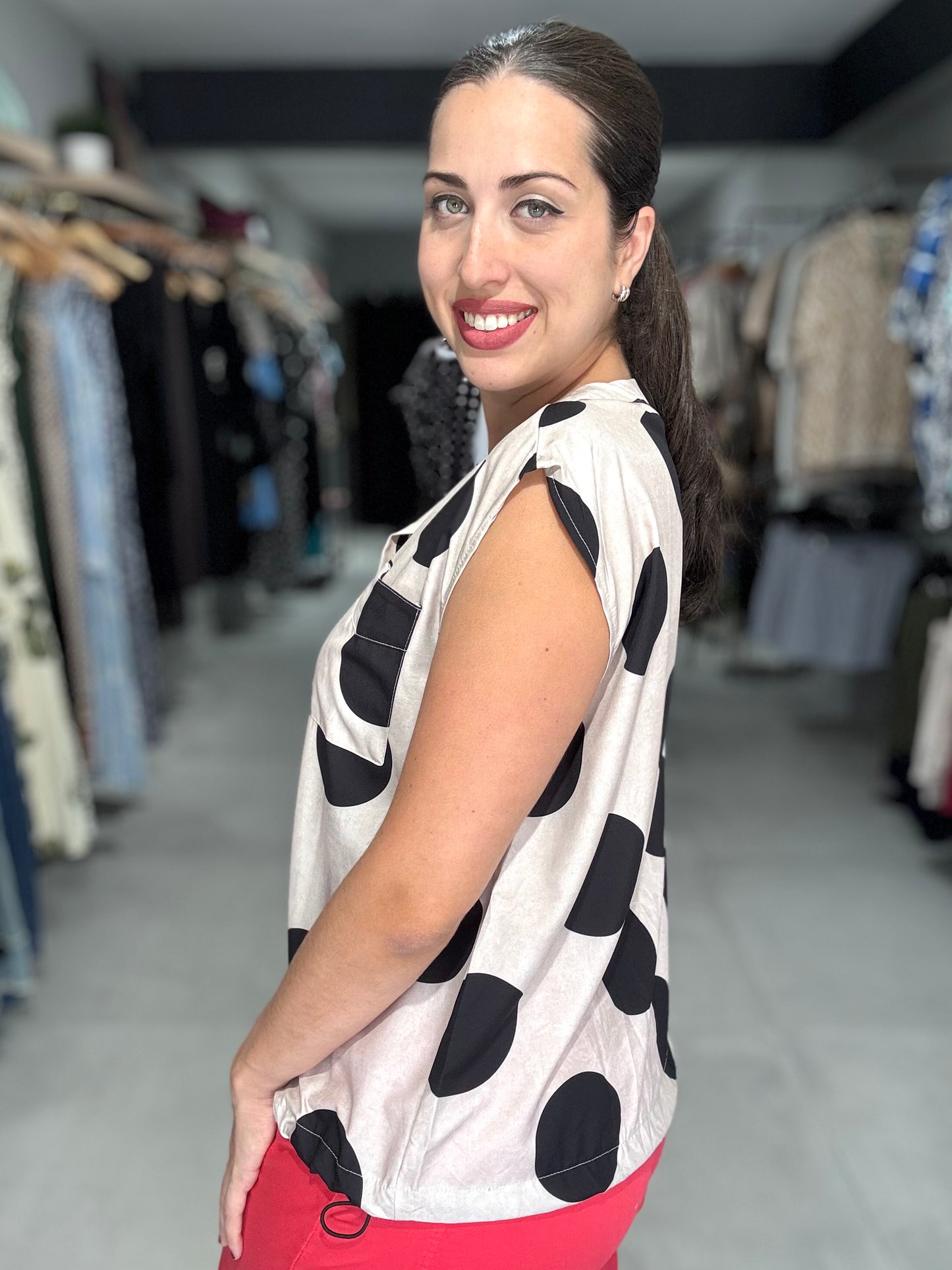 Statement Dots Vest | BEIGE