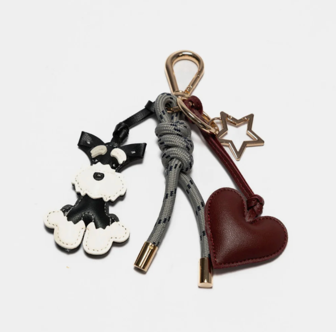 KEY CHAIN STONE GREY WITH CHARMS - BLACK SCHNAUZER AND BURGUNDY HEART