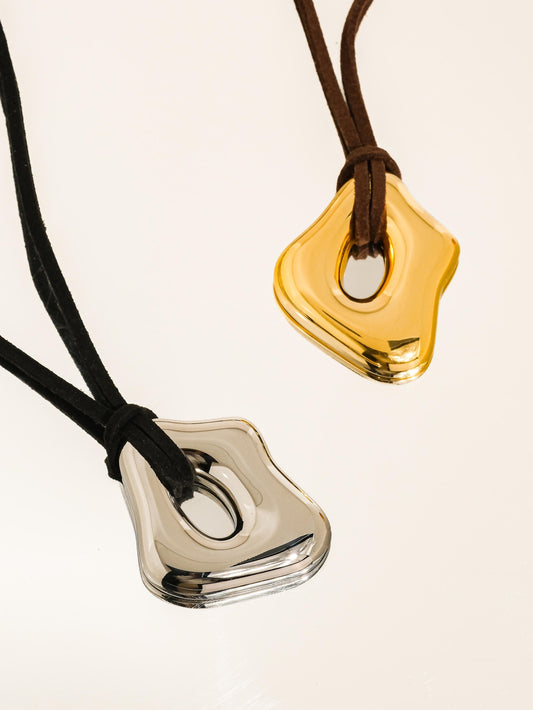 Ceylon Leather Cord Pendant Necklace