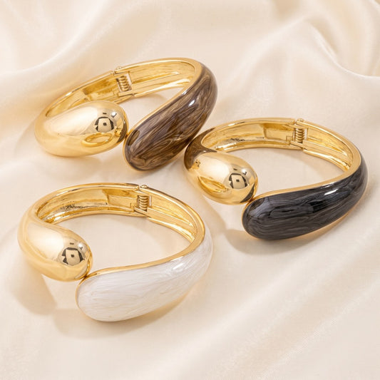Enamel Bangle Bracelet | VARIEDAD