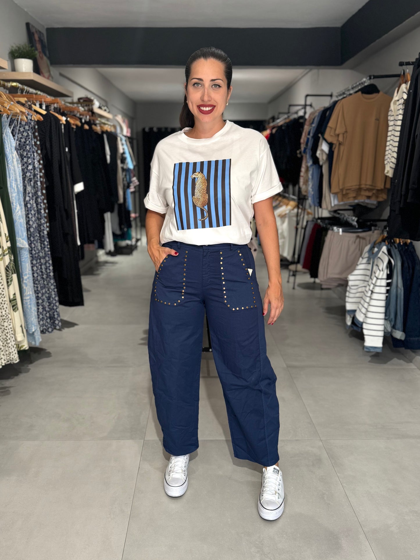 Studded Pockets Barrel Pant | VARIEDAD