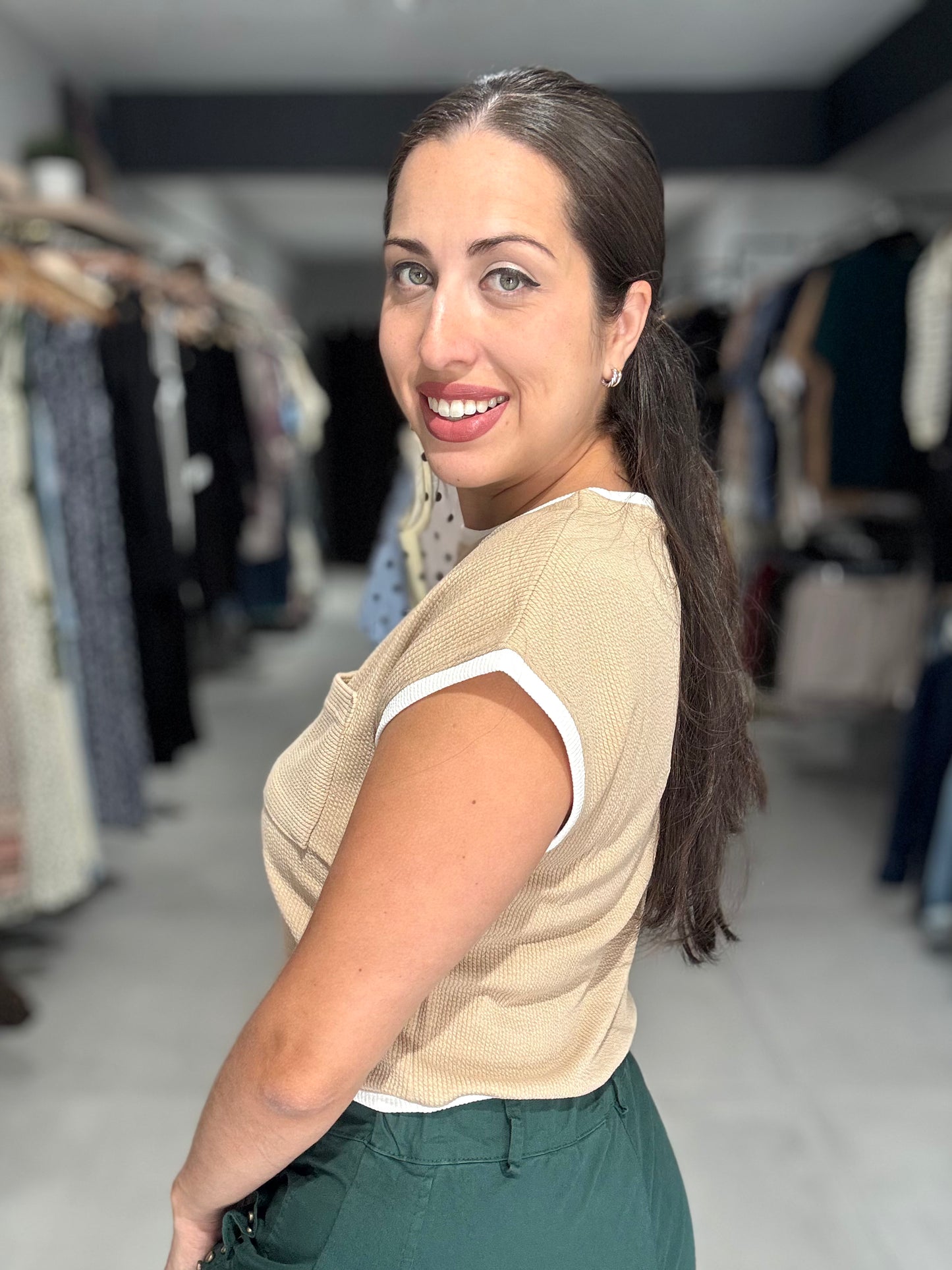 Contrast Trim Top | TAUPE