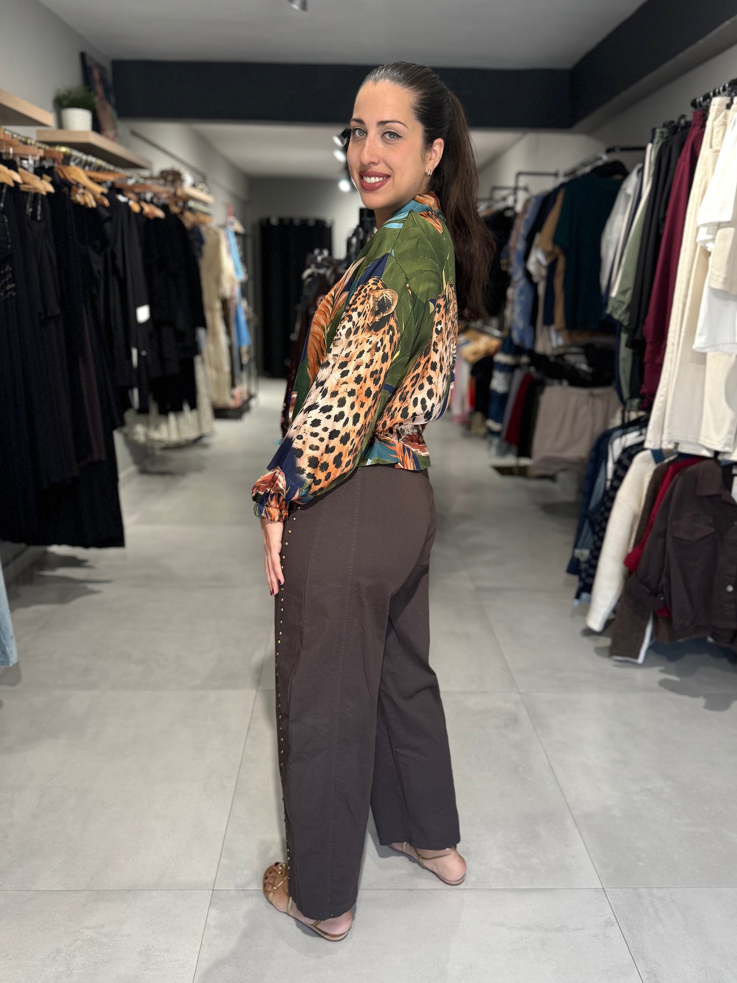 Studded Fall Barrel Pant | CHOCOLATE
