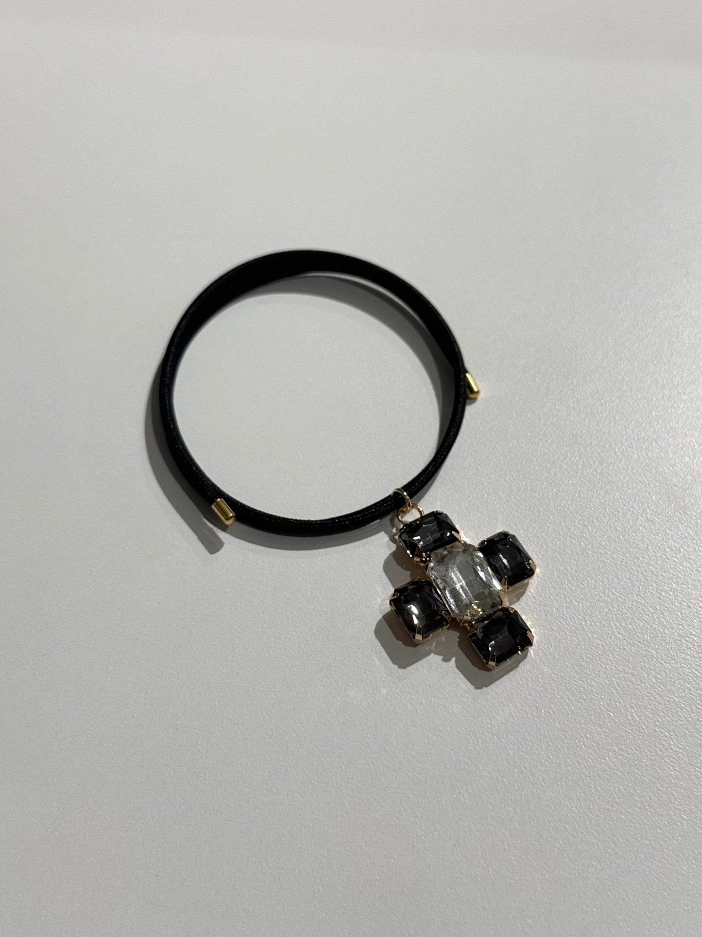 Magnetic Cord with Necklace Pendant | BLACK