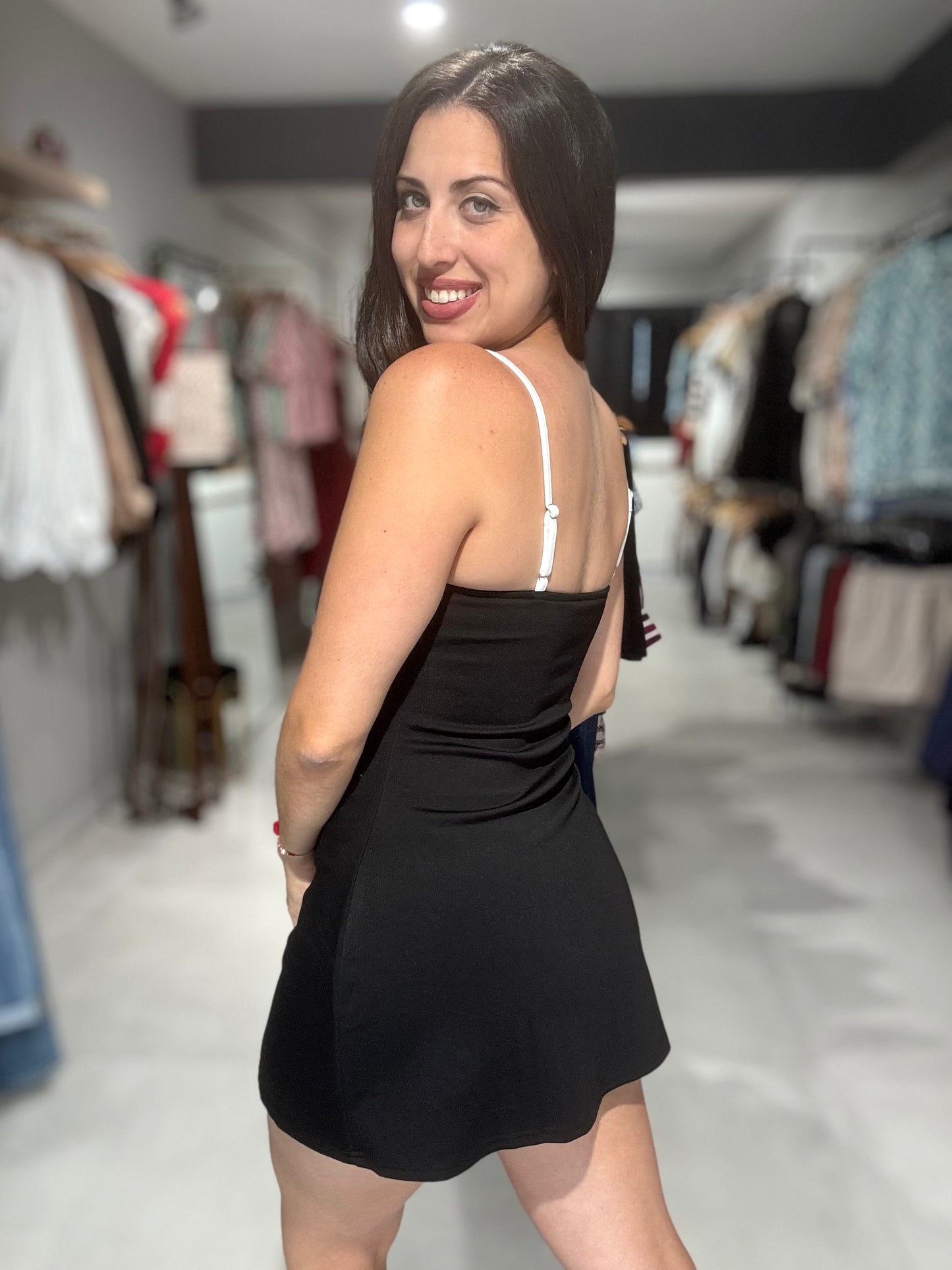 Contrast Binding Romper | BLACK