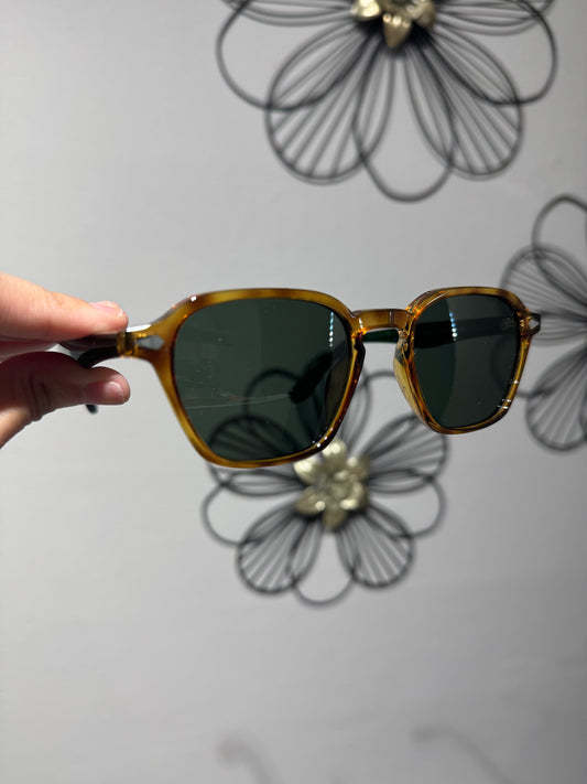 Isa Sunnies