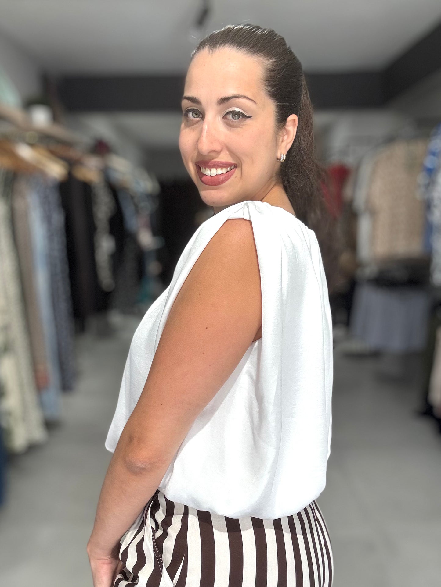 Balloon Trim Blouse | WHITE