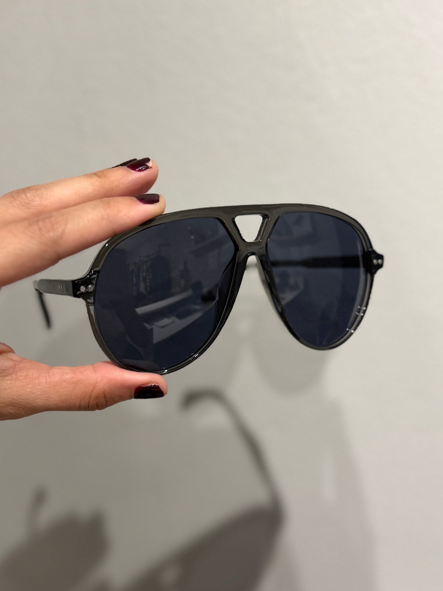 Leo Sunnies