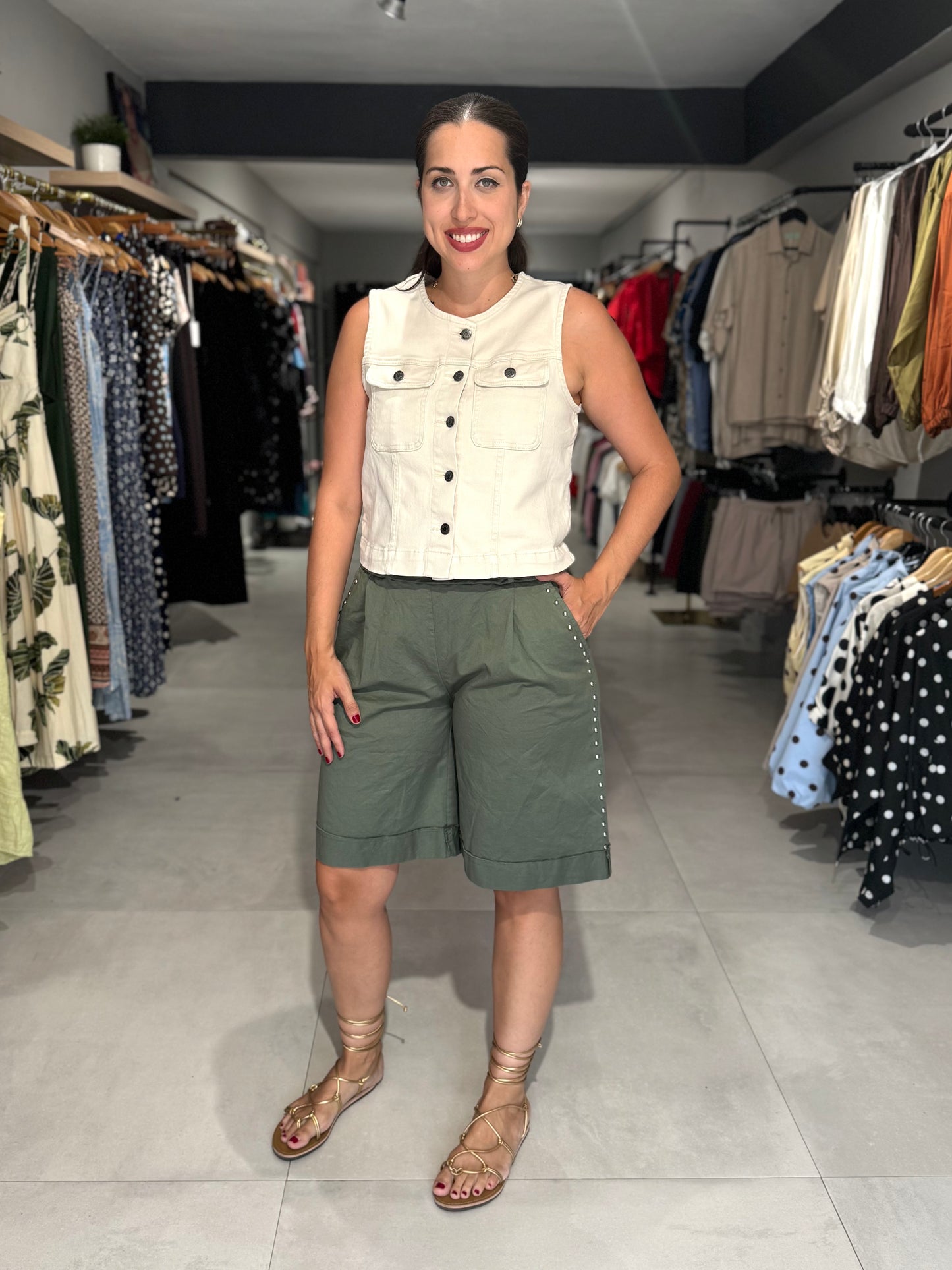 Studded Autumn Jort | OLIVE